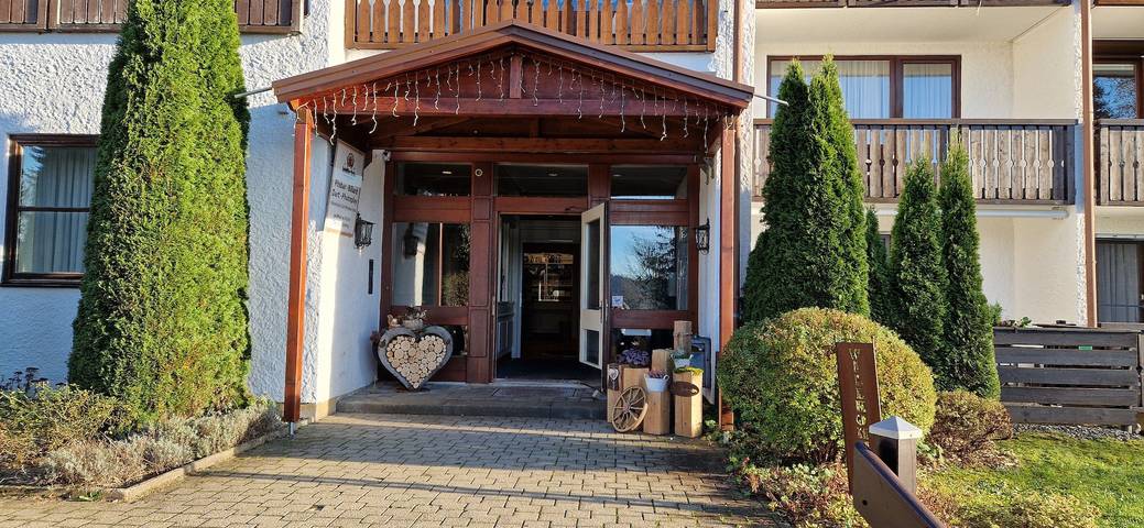 Ferienwohnung für 4 Personen, mit Balkon und Pool sowie Sauna und Ausblick in Missen-Wilhams