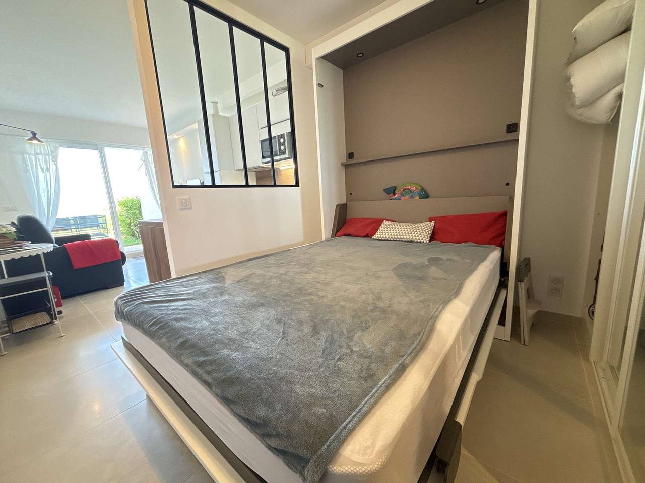 Estudio entero, Estudio frente al mar en Royan, parking, Tv, totalmente equipado in Royan, Côte de Beauté