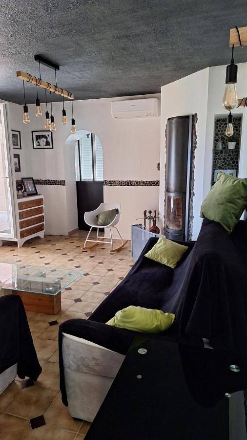 Location de vacances pour 4 personnes, avec balcon ainsi que jacuzzi et jardin à La Robine-sur-Galabre - 4