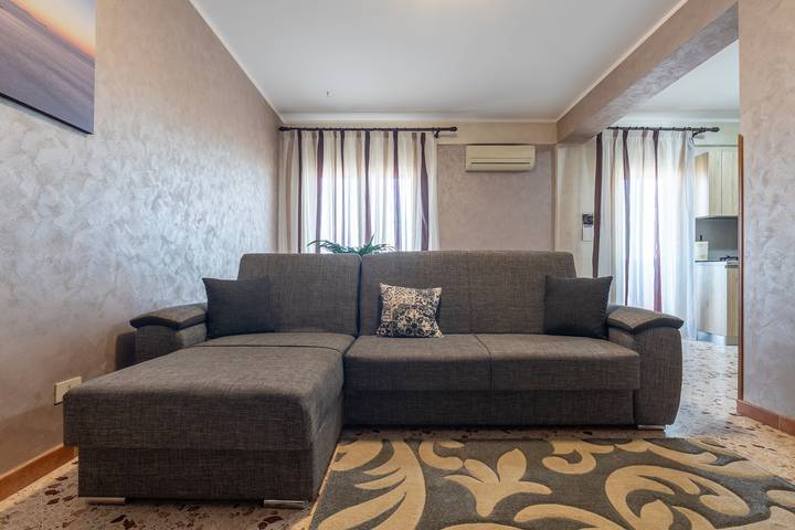 Hel lägenhet, Angy Apartment with Sea View, Balcony, and Wi-Fi in Terrasini, Palermo provins