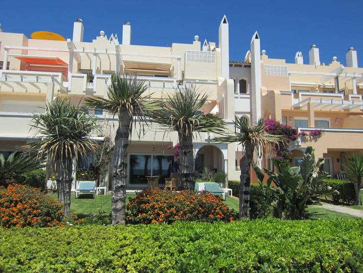 Ferienhaus für 6 Personen, mit Terrasse und Garten sowie Pool, mit Haustier in Estepona