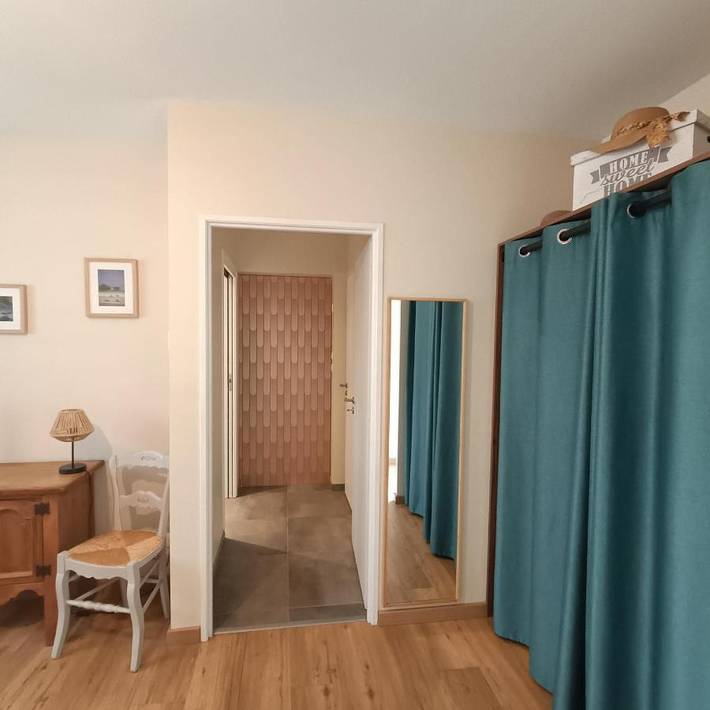 Location de vacances pour 2 personnes, avec Terrasse et Jardin à Saint-Bonnet-de-Mure - 4