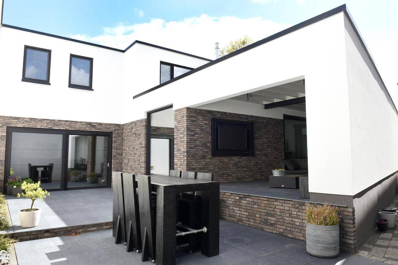 Villa met 13 slaap plaatsen in Alphen, Nordbrabant