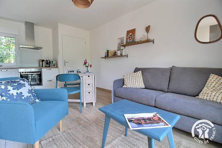 Gîte pour 2 personnes, avec jardin et terrasse à Ploulec'h - 4