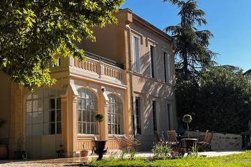 Château pour 13 personnes, avec piscine en Provence-Alpes-Côte d'Azur