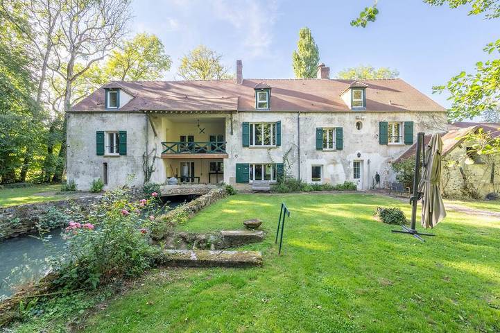 Villa pour 18 personnes, avec jardin dans Seine-et-Marne