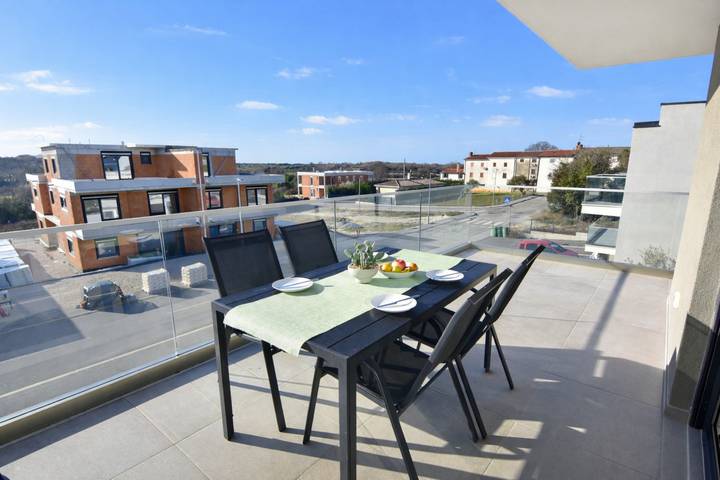 Vakantiewoning voor 4 personen, met balkon/terras in Umag