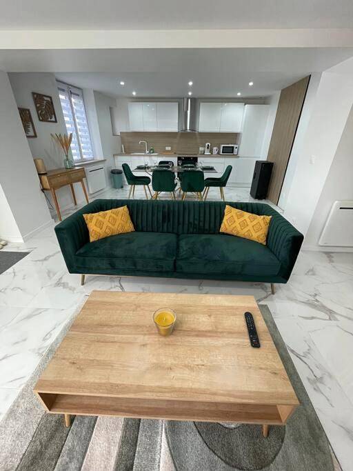 Two-Bedroom House in Gondrecourt-le-Château, Région de Commercy