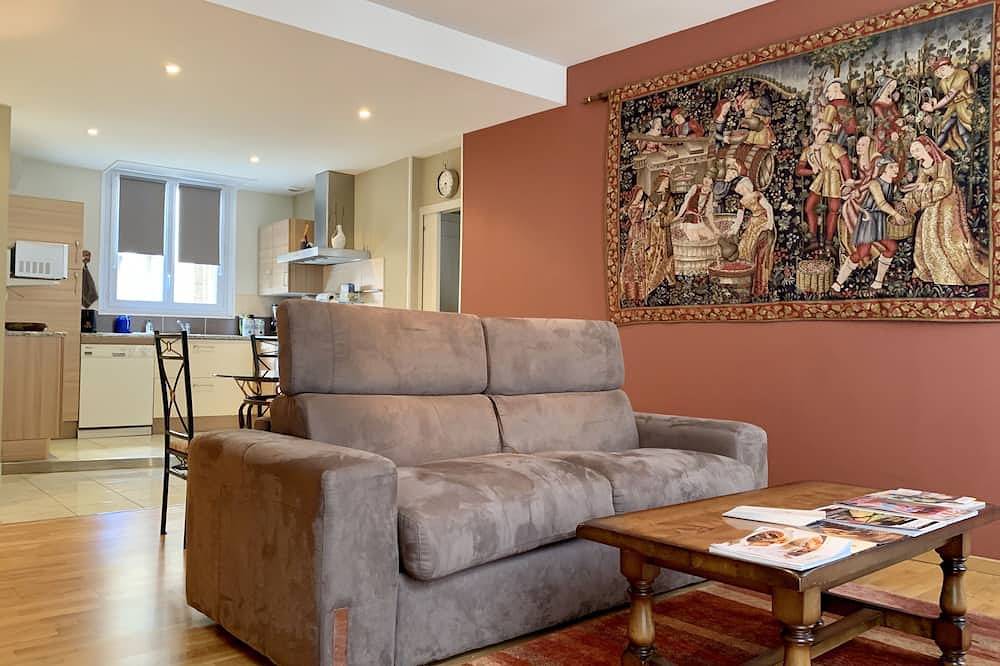 Ganze Wohnung, Apartment-Apartment-Ensuite mit Bad-Stadtblick in Beaune, Beaune und Umgebung