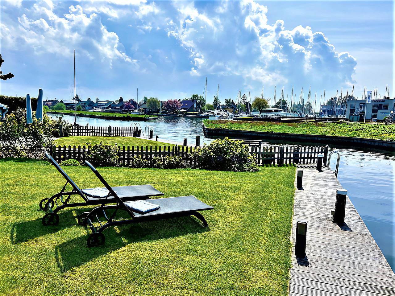 Park Brekkense Wiel 127 in Lemmer, Ijsselmeer