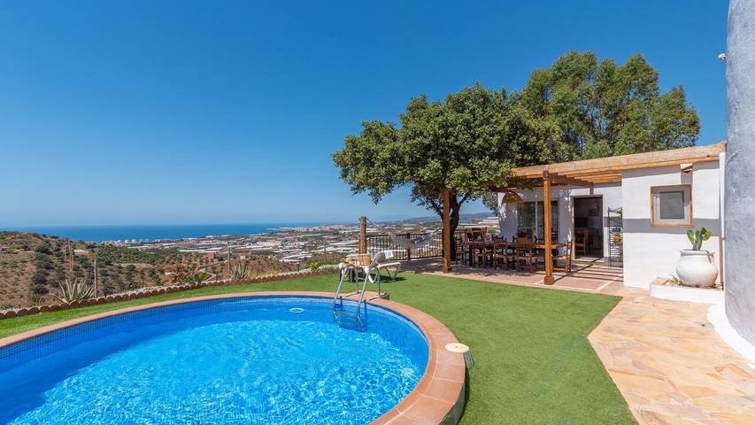 Chalet para 8 personas, con Balcón/Terraza y Piscina en Algarrobo