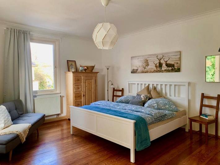 Ferienwohnung für 6 Personen, mit Balkon und Sauna sowie Ausblick in Metzingen