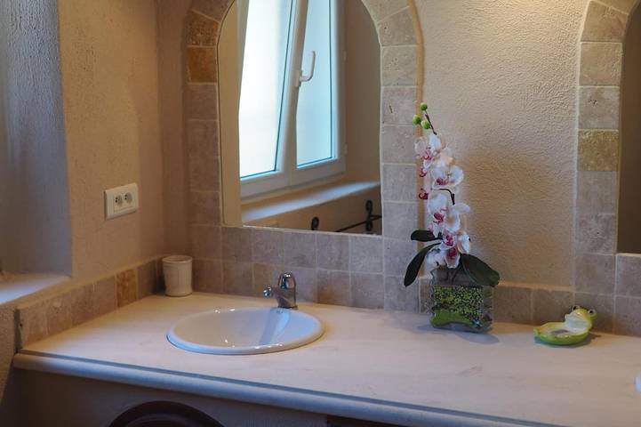 Maison de campagne sans vis à vis en Luberon avec piscine privée in Apt, Parc naturel régional du Luberon