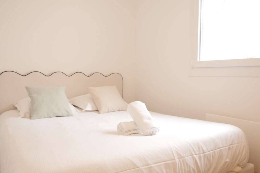 Entire apartment, \"Oparadi\" Opal green V in Le Portel, Boulogne-sur-Mer region