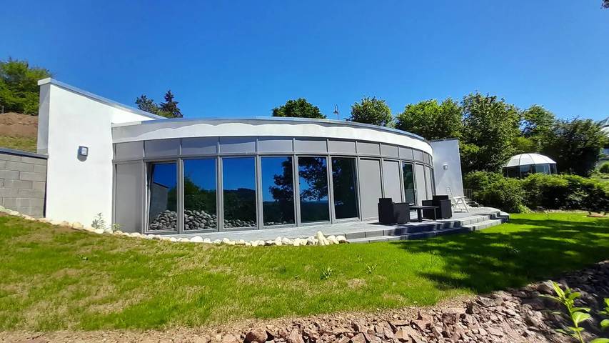 Ferienhaus für 2 Personen, mit Balkon und Terrasse sowie Garten