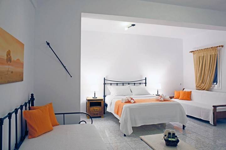 Chambre d’hôte, avec Balcon ainsi que Terrasse et Vue