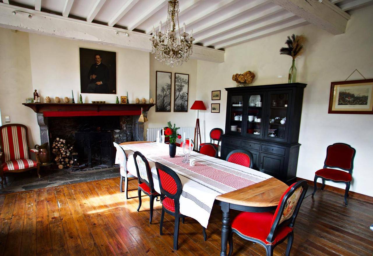 Double Room with Private Bathroom in Ayzac-Ost, Pyrénées