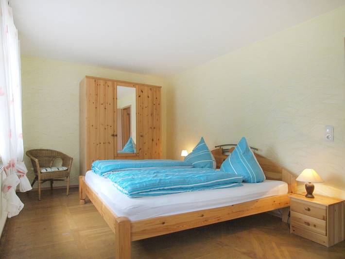 Ferienwohnung für 7 Personen, mit Garten am Kummerower See