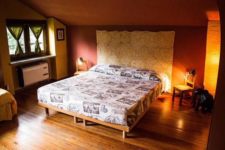 Chambre d’hôte pour 4 personnes, avec terrasse ainsi que vue et jardin, animaux acceptés à Giaveno