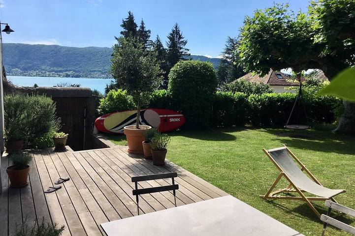 Ferienhaus für 9 Personen, mit Terrasse und Garten - 1