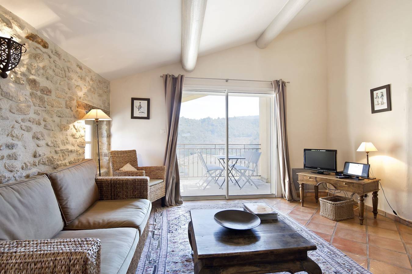 Ganze Wohnung, Ferienwohnung für 4 Personen mit Pool in Bonnieux, Regionaler Naturpark Luberon