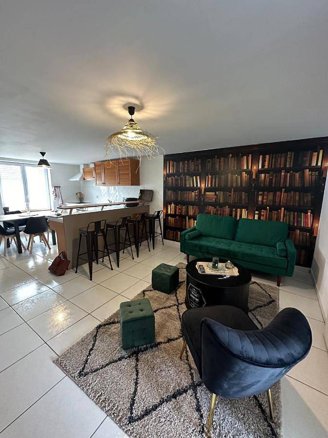 Gîte pour 7 personnes, avec terrasse à Faremoutiers