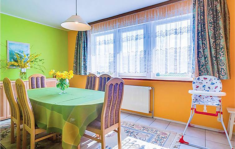 Holiday home for 8 people with terrace in Kołobrzeg, Baltic Sea Pomerania