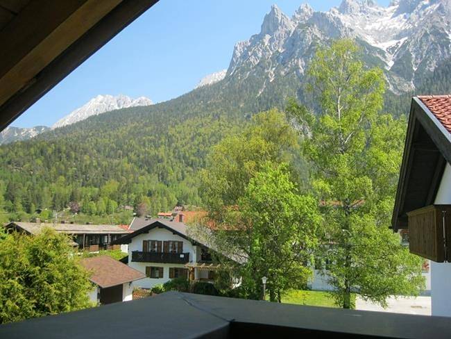 Appartement de vacances entier, Hubertushof, Ferienappartementhaus in Mittenwald, Alpes bavaroises