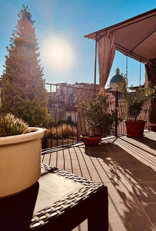 Double Room with Private Bathroom in Torre Annunziata, Parco nazionale del Vesuvio