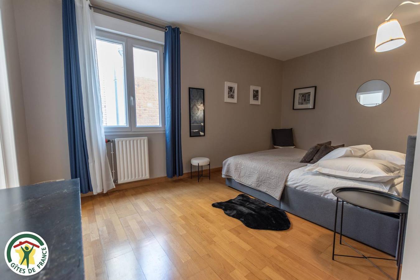 Rooftop Guesthouse in Épernay, Marne