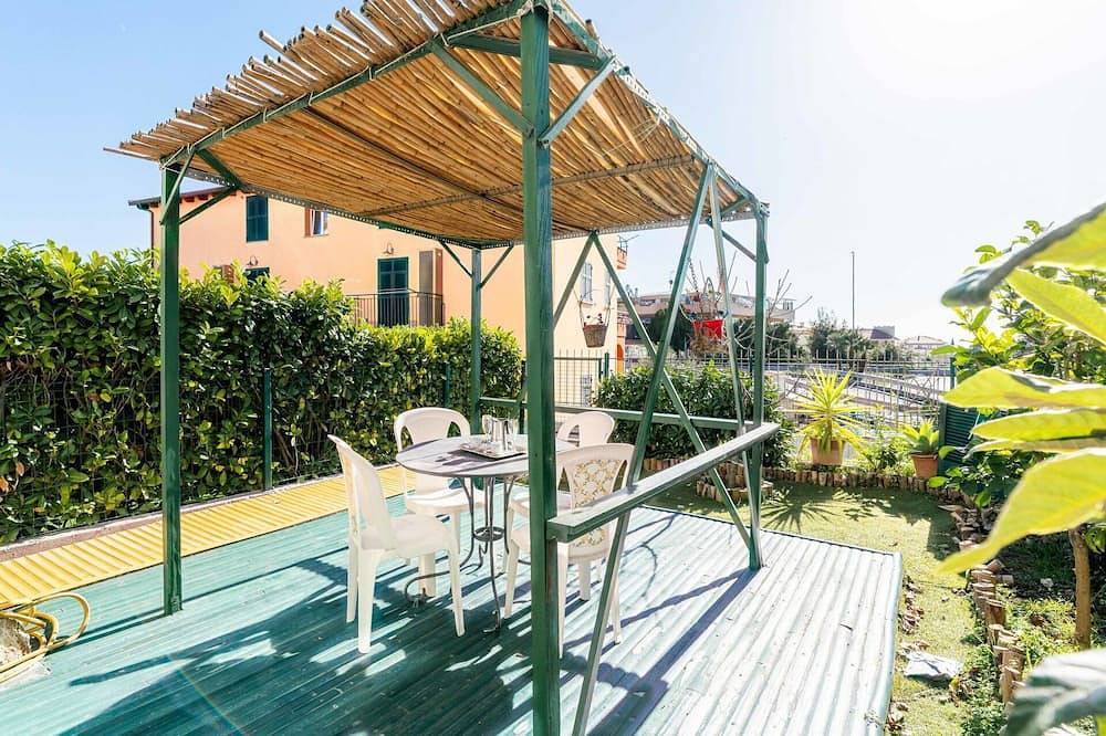 Ganze Wohnung, Schöne Wohnung für 4 Gäste mit  W-Lan, Haustiere erlaubt und Parkplatz in Riva Ligure, Riviera di Ponente