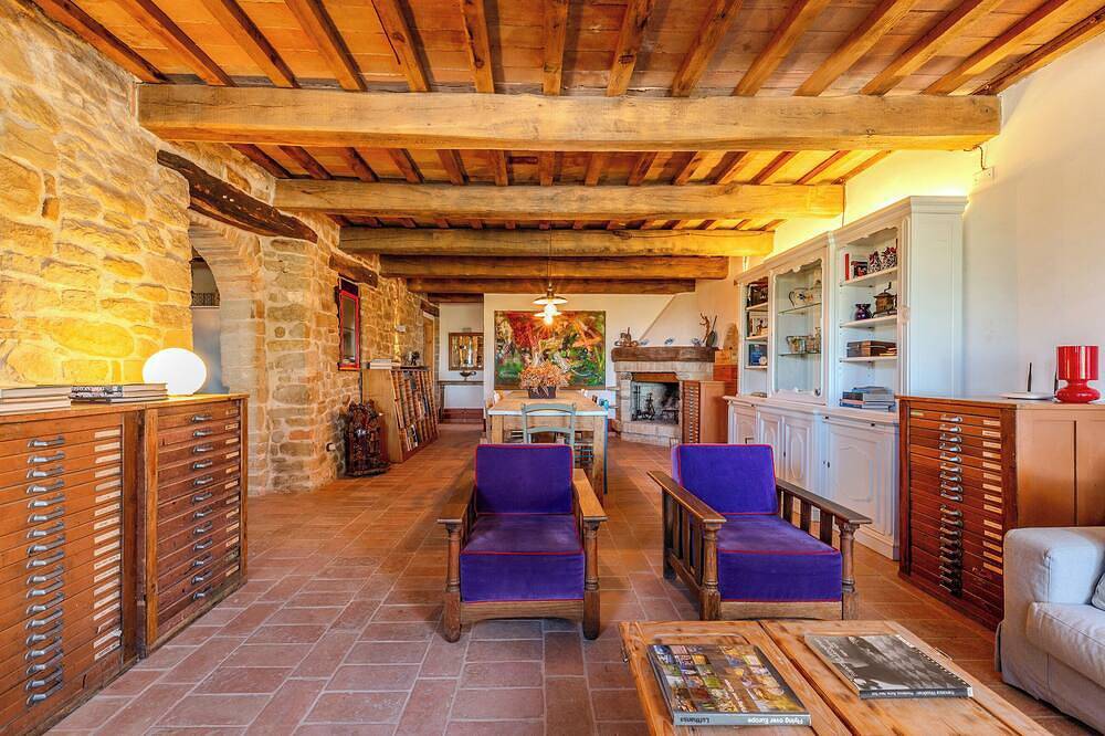 Ganze Wohnung, La Corte del Gusto - Villa Der Stall mit Infinity-Pool und einer atemberaubenden Aussicht in Arcevia, Ancona Provinz