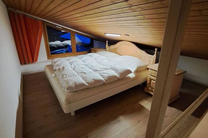 Entire apartment, I dr Rehwiesa B31 Appartement/Fewo, Bad, Wc, 4-Bettwohnung in Arosa, Plessur alps