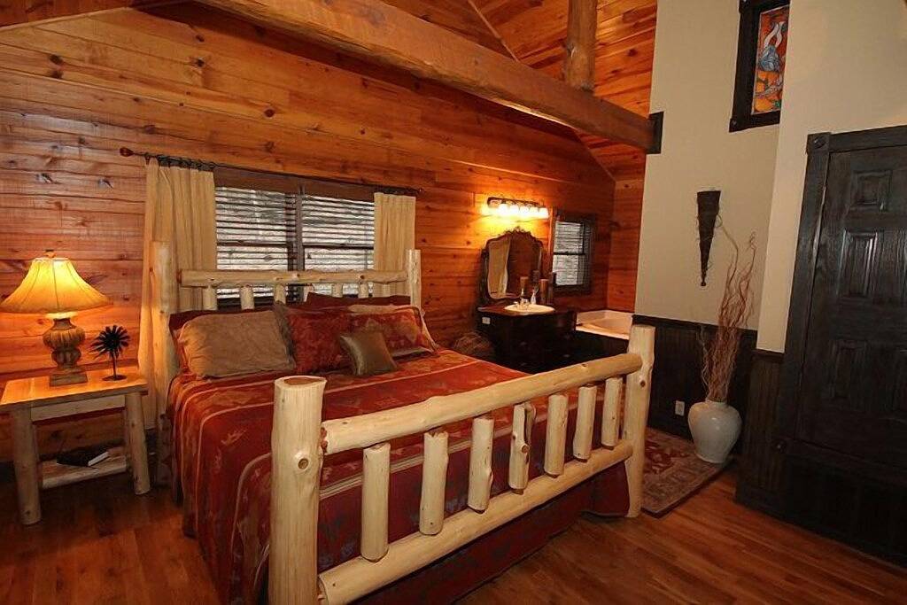 Cinnamon Valley - 'The Cherokee \" in Eureka Springs, Carroll County (AR)