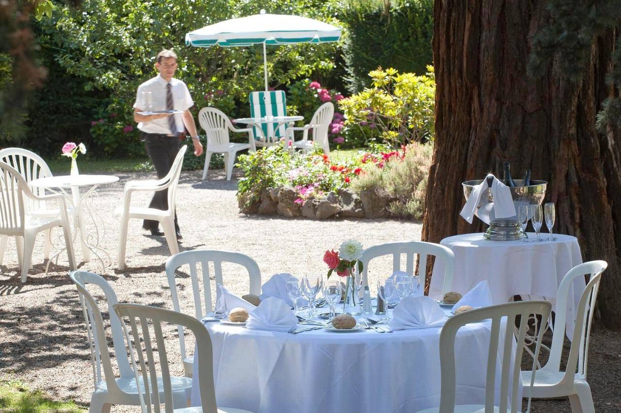 Logis Hotel Royal Saint-Mart in Chamalières, Parc naturel régional des Volcans d'Auvergne