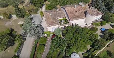 Gîte pour 11 personnes, avec jardin et sauna ainsi que piscine et vue, animaux acceptés à Saint-Sauveur-de-Cruzières