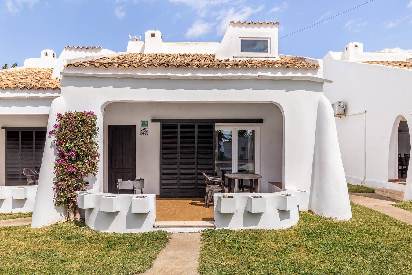 Ambiance Ibiza au bord de la mer – Casa Morrás 42 in Cala Serena, Felanitx