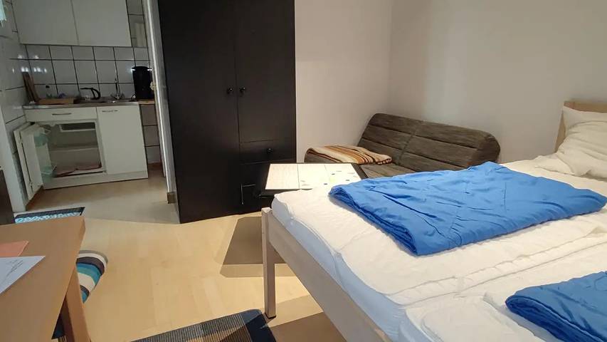 Hütte für 2 Personen, mit Terrasse