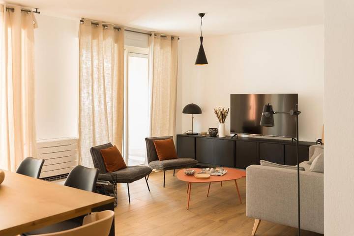 Gîte pour 6 personnes, avec Terrasse et Jardin dans Gare De Bastia