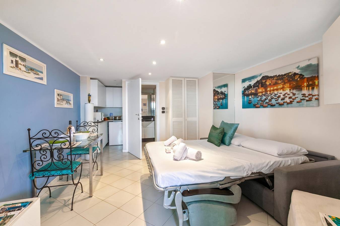 Appartamento intero, Studio Soleil, Seaview Terrace in Mentone, Costa mediterranea (Francia)