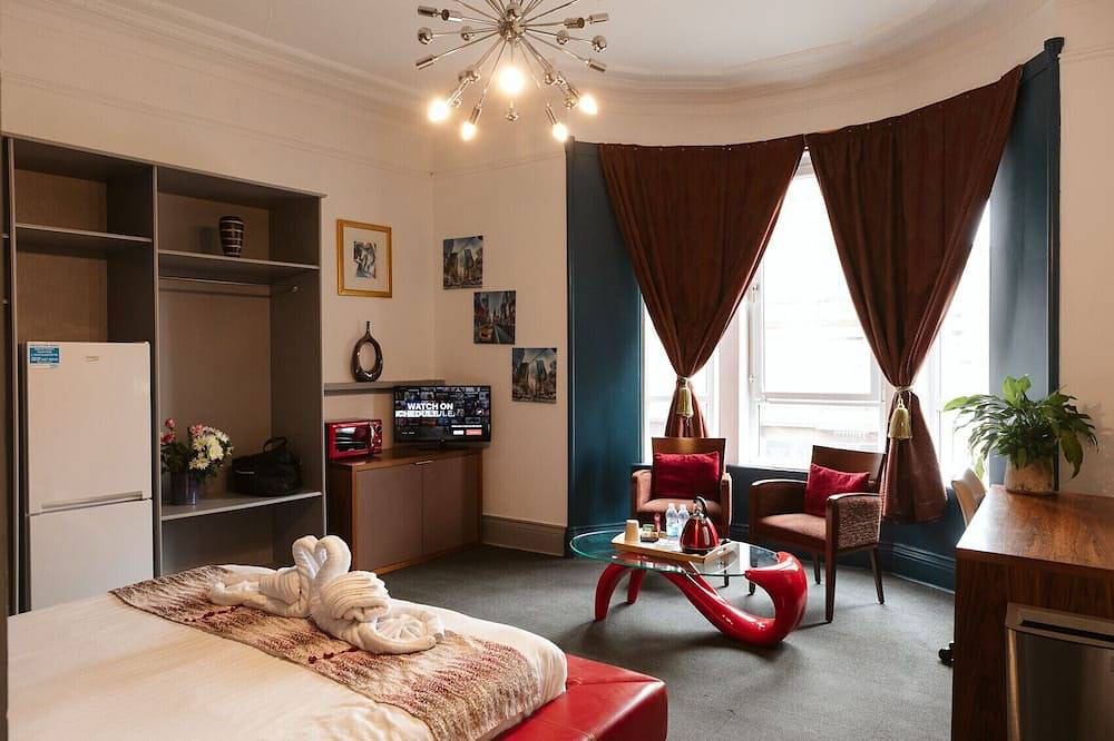 First Floor Room - 2 in Paisley, Renfrewshire