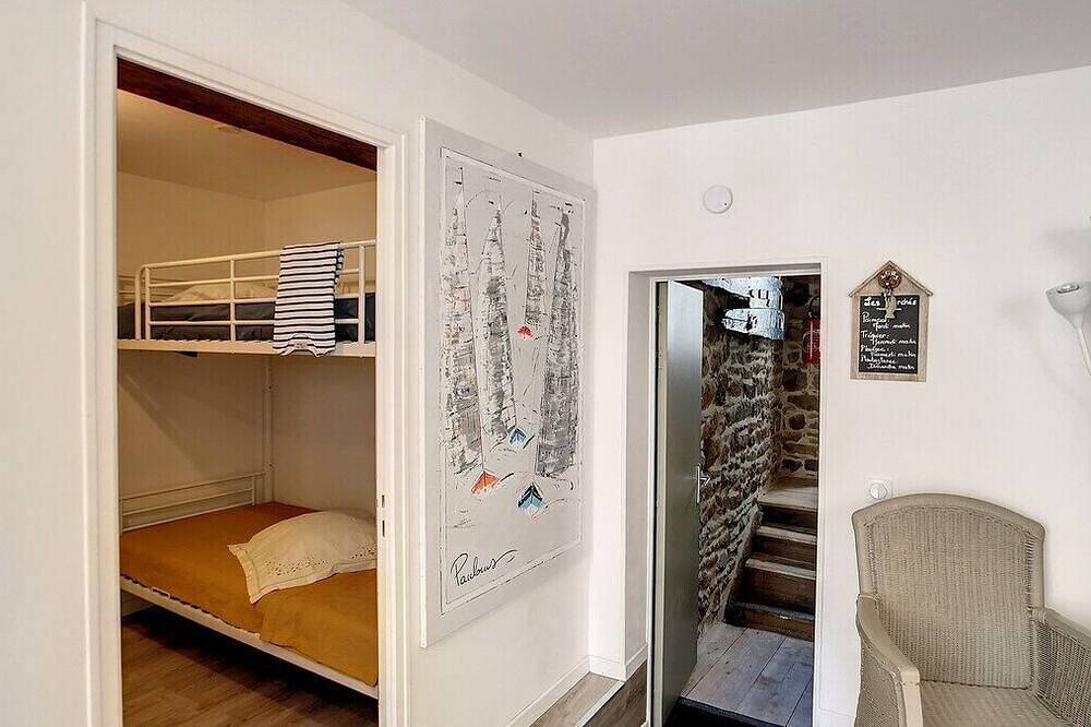 Appartement entier, \"Roches Douvres\" : Appartement dans vieux Paimpol in Paimpol, Côte de Goëlo