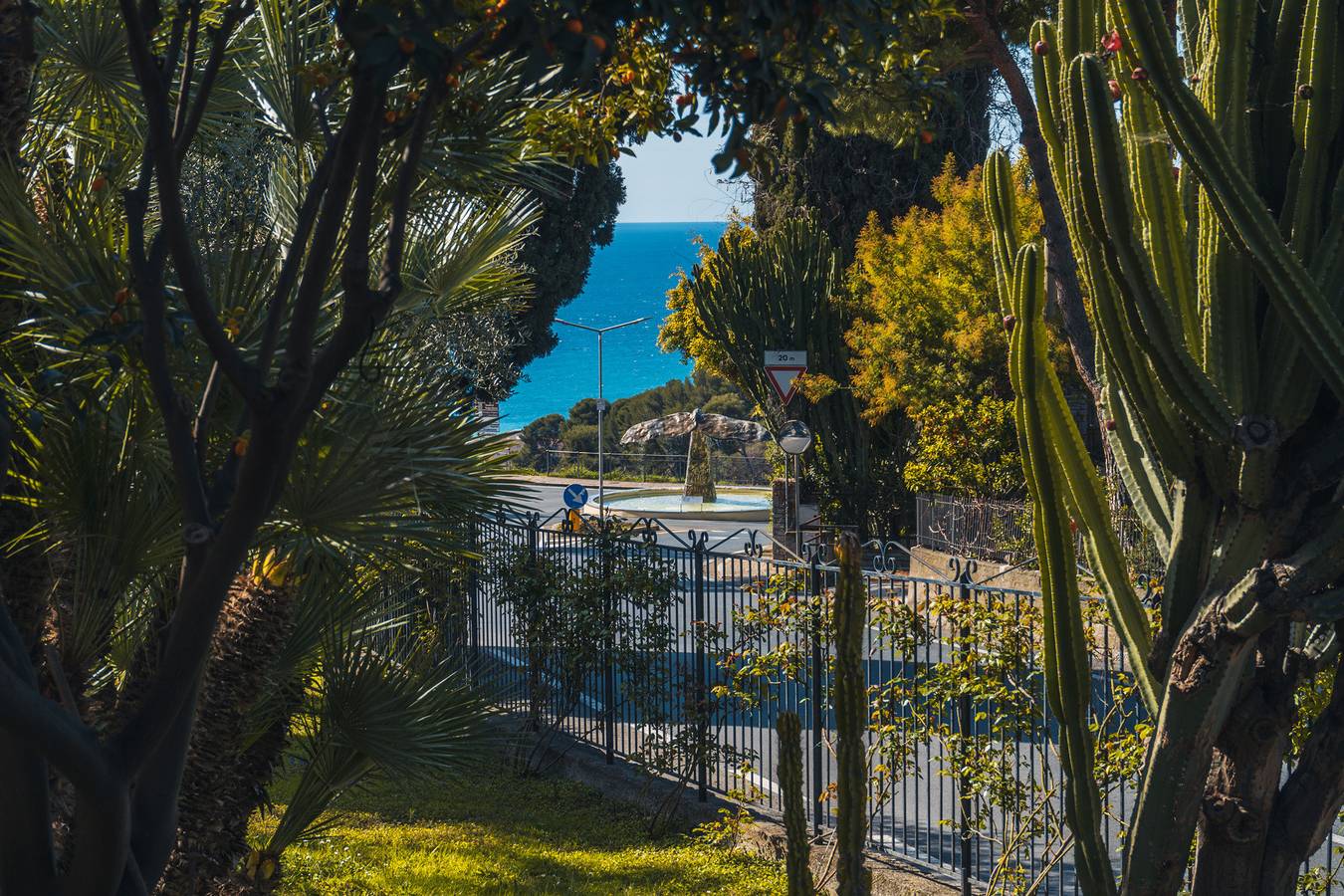 Geheel appartement, Lemon Apartment with Garden and Sea View by Wonderful Italy in Bordighera, Riviera di Ponente