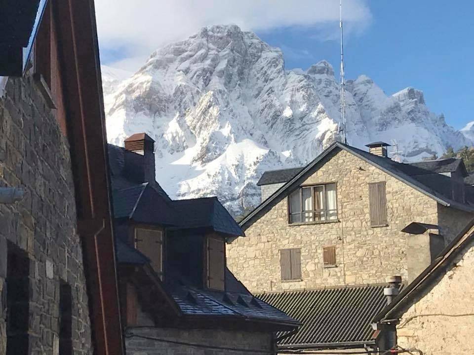 Apartamento entero, Apartment in Tramacastilla de Tena, Pirineo Aragonés