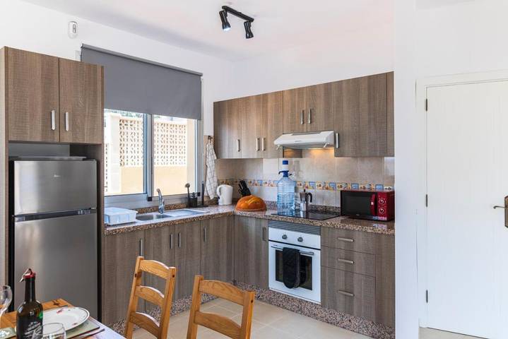 Gîte pour 4 personnes, avec terrasse dans Tamaimo - 4