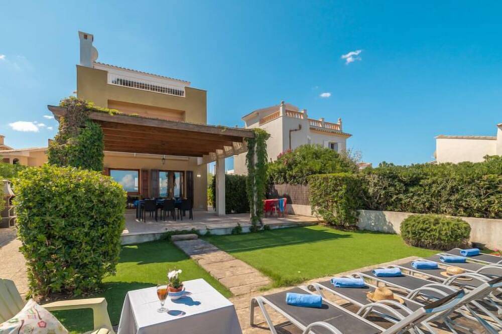 Ran de Mar 35 by Interhome in Colònia de Sant Pere, Artà