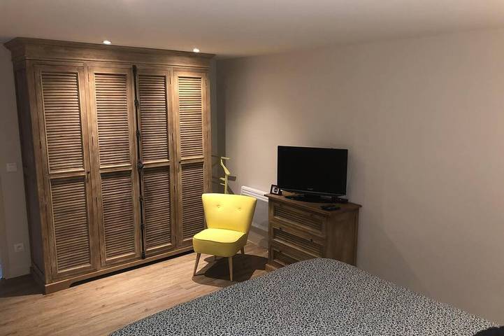Appartement entier, Le calme, de l’espace, un Spa pour se prélasser ... les vacances commencent ! in Saint-Rémy-de-Provence, Région d'Arles