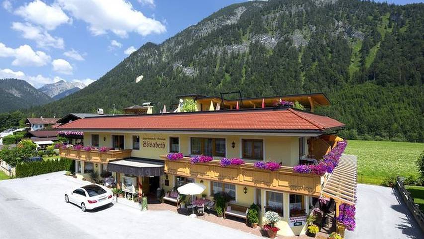 Ferienwohnung für 4 Personen, mit Balkon und Sauna in Eben am Achensee - 2