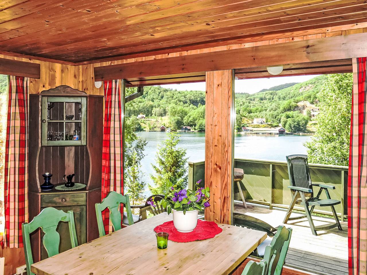 Neset in Lyngdal
