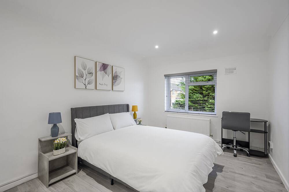 Ganze Wohnung, Apartment-Luxus-Eigenes Badezimmer-Parkblick in Widford, Chelmsford